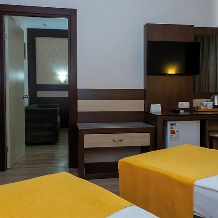 Resort Lonicera World 4*