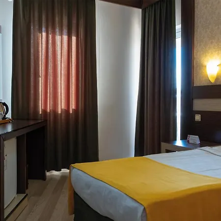 Resort Lonicera World 4*
